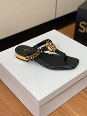 Balmain Black Leather T-Bar Flat Sandals - 2