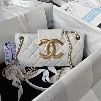 Chanel Baguette Bag Lambskin White 24x11.5x4.5cm