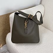 YSl Le 5 a 7 Soft Small Hobo Bag Smooth Leather Khaki Green 23x22x8cm - 1