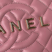 Chanel Star Handbag Lambskin Pink 22.5x6cm - 2