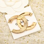 Chanel Black Gold Brooch - 4