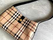 Burberry Vintage Shoulder Bag 26x7x16cm - 3