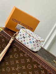 Louis Vuitton LV Wapity Case Bag White 11x8x4cm - 5