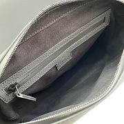 Gucci GG Crossbody Bag Black 26x19x7cm - 2