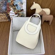 Hermes In The Loop White Bag 18cm - 3