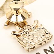 Chanel Brooch 11 - 4