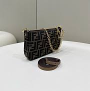 Fendi Underarm Bag 20x3x12cm - 4