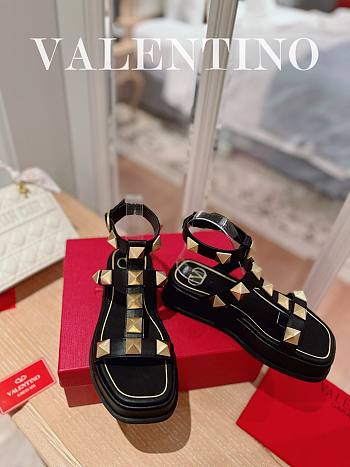 Valentino Roman Stud Calfskin Flatform Sandal Black