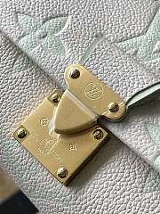 Louis Vuitton LV Favorite White Green Bag 24 x 14 x 9 cm - 5