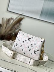 Louis Vuitton LV Coussin PM White Pink Black 26x20x12cm - 6