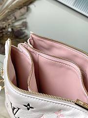 Louis Vuitton LV Coussin PM White Pink Black 26x20x12cm - 4