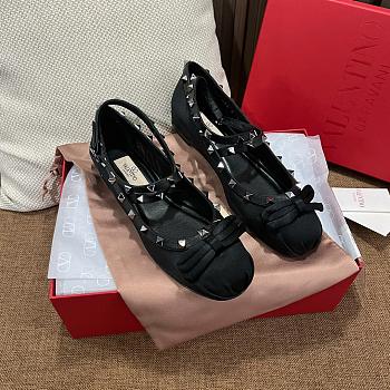 Valentino Garavani Rockstud Satin Ballet Flats Black