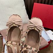 Valentino Garavani Rockstud Satin Ballet Flats Beige - 4