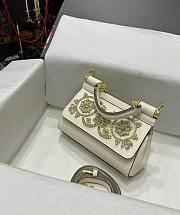 Dolce & Gabbana Small Sicily Handbag White 19x13x6cm - 3