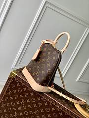 Louis Vuitton LV Alma Backpack Monogram 15 x 20 x 10 cm - 6