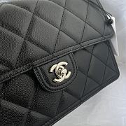 Chanel Flap Bag Black Caviar 25x17x6.5cm - 2