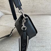 Marc Jacobs Turnlock Crossbody in Black 24x14x5cm - 6