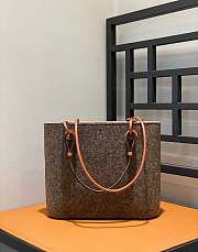 Loewe Anagram Dark Felt Tote Brown 29x26x10cm - 4