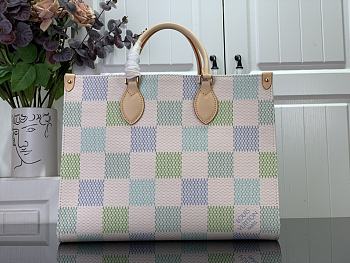 Louis Vuitton LV OnTheGo MM Pistachio 35 x 27 x 14 cm