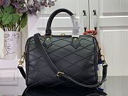 Louis Vuitton LV Speedy Bandoulière Bag 25 Black 25 x 19 x 15 cm - 4