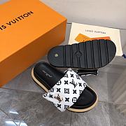 Louis Vuitton LV Pool Pillow Flat Comfort Black White - 5