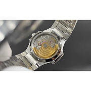 Patek Philippe - 7010/1G-011 Nautilus Ladies 35mm - 4