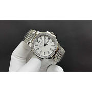 Patek Philippe - 7010/1G-011 Nautilus Ladies 35mm - 2