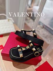 Valentino Roman Stud Platform Black Slides - 4