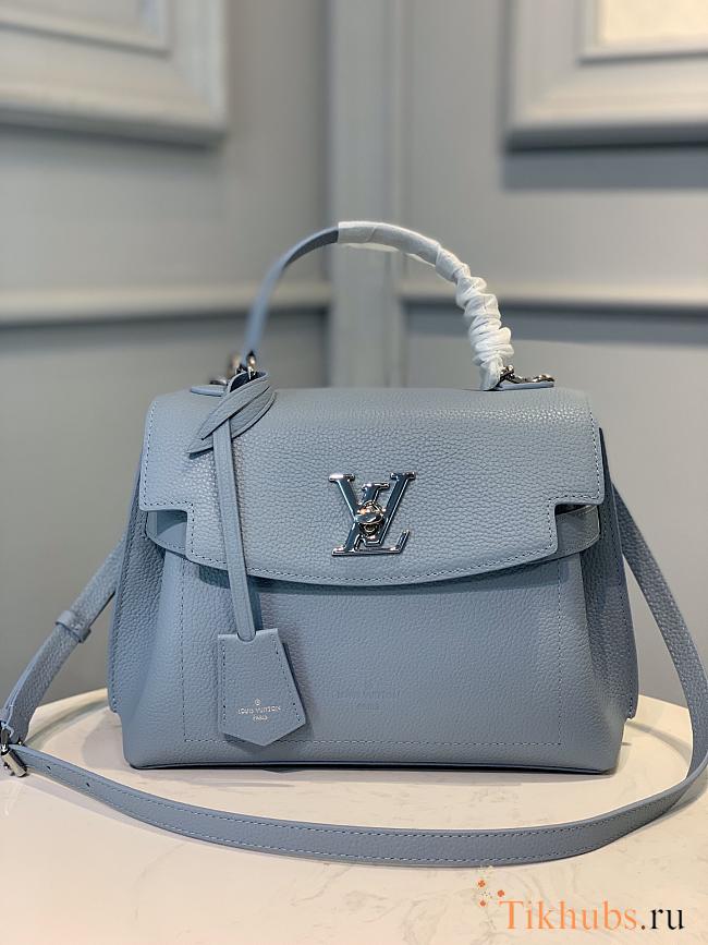 Louis Vuitton LV Lockme Ever BB Blue 28x20x11.5cm - 1