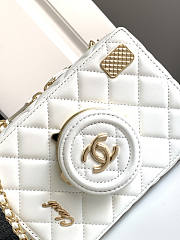 Chanel Vintage Camera Bag White 18cm - 2