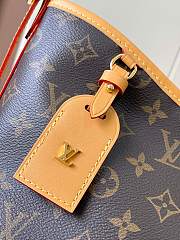 Louis Vuitton LV Carryall MM Monogram 39x30x15cm - 5