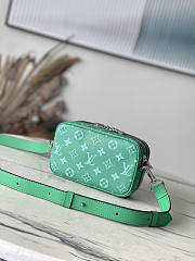 Louis Vuitton LV Nano Alpha Green 11 x 18.5 x 6 cm - 4