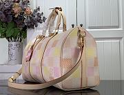 Louis Vuitton LV Keepall Bandoulière 45 Peach 45 x 27 x 20 cm - 5