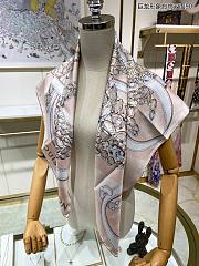 Louis Vuitton LV Pink Scarf 90x90cm - 2