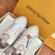 Louis Vuitton LV Run 55 Sneaker Pink - 2