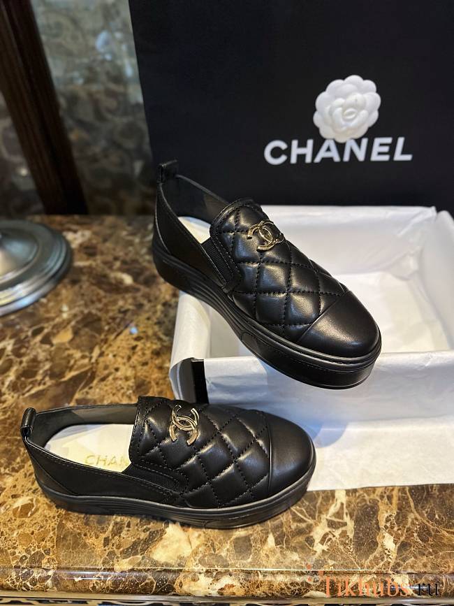 Chanel Interlocking CC Logo Sneakers Black - 1