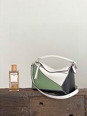 Loewe Small Puzzle Bag Calfskin White Rosemary 24x10x14cm - 1