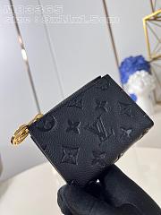 Louis Vuitton LV Lisa Wallet Black 9 x 11.5 x 1.5 cm - 2