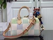 Louis Vuitton LV Speedy Bandoulière 20 Pistachio 20 x 15 x 12.5 cm - 2