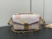 Louis Vuitton LV Pochette Métis East West Peach 21.5x13.5x6cm - 1