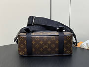 Louis Vuitton LV Trail Messenger Monogram 31 x 22 x 11 cm - 3