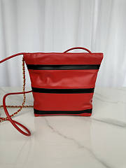 Chanel 22 Handbag Red Black 20x19x6cm - 3