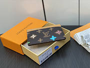 Louis Vuitton LV Card Holder Chocolate 11 x 7 x 0.5 cm - 4