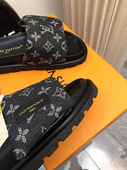 Louis Vuitton LV Pool Pillow Flat Comfort Mule Denim - 3