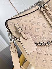 Louis Vuitton LV Hand It All MM Beige 32 x 29 x 13 cm - 6