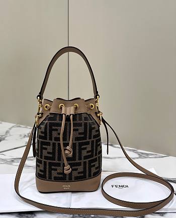 Fendi Mon Tresor Brown 12x18x10cm