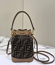 Fendi Mon Tresor Brown 12x18x10cm - 3