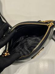 Prada Black Leather Mini Shoulder Bag 18x15x8cm - 6