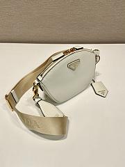 Prada White Leather Mini Shoulder Bag 18x15x8cm - 2