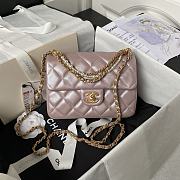 Chanel Flap Bag Lustrous Lambskin Pink Pearls 19.5x14.5x7.5cm - 1